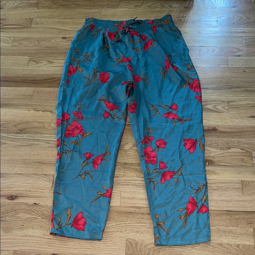 PrettyLittleThing Green and Red Joggers with Elastic Waistband